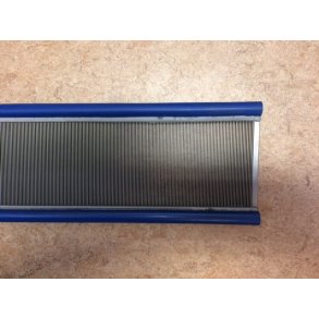 Vævekamme til skaftevæve. 12 cm. høje. Passer til fx Ashfords skaftevæve. VÆVEKAMME. DER IKKE ER PÅ LAGER, KAN LEVERES MEN MED UGERS LEVERINGSTID. BESTILLES PR. MAIL ELLER TELEFON. Måske på lager som standard vævekam med 10½ cm. højde.
